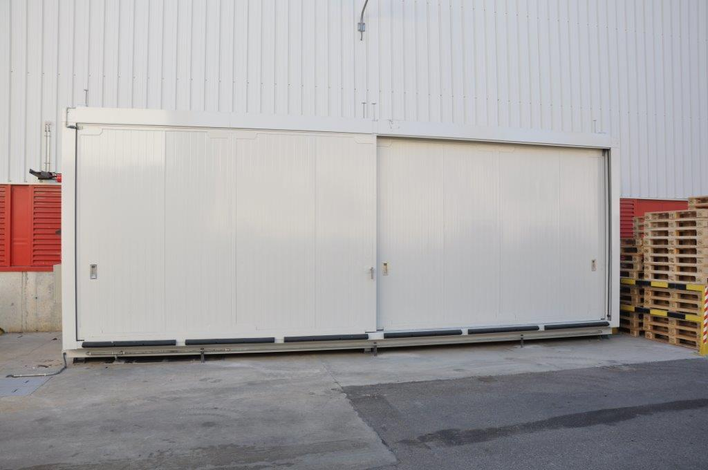 Contenedor APQ-9 de gran capacidad con varias puertas